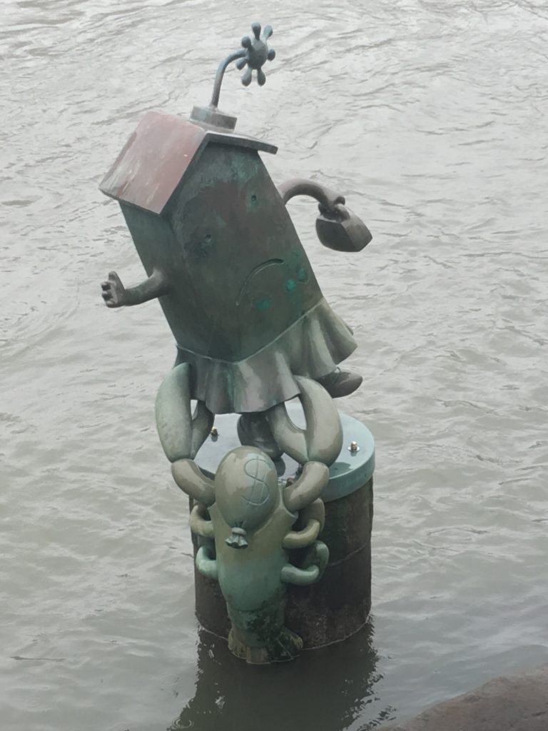 Tom Otterness sculpture
